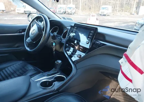 2021 Toyota Camry Le из США, поврежденный, VIN 4T1C11AK1MU578439